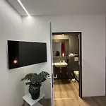 Rudolfquartier Linz, Rudolfstrasse * Linz